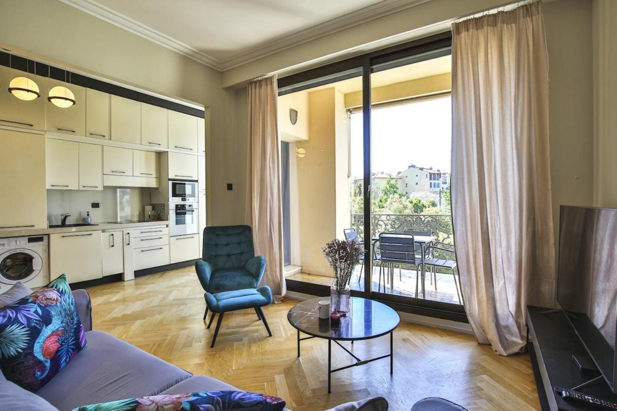 Balcon Vue Coulee Verte. Luxe Plein Coeur De ニース エクステリア 写真